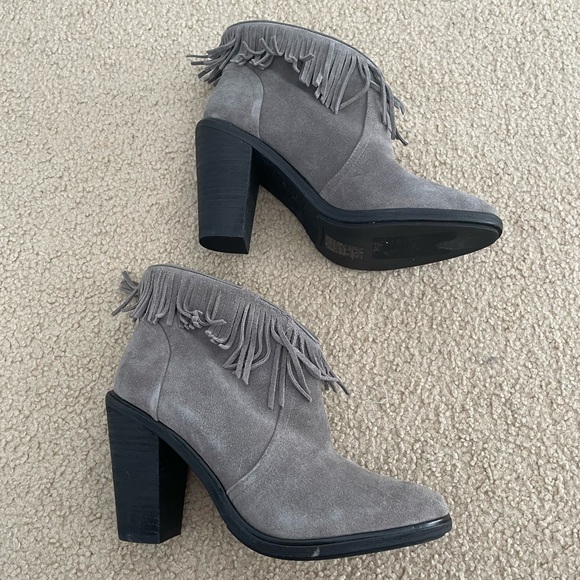 NWOT Joie Grey Fringe Bootie - Picture 1 of 9